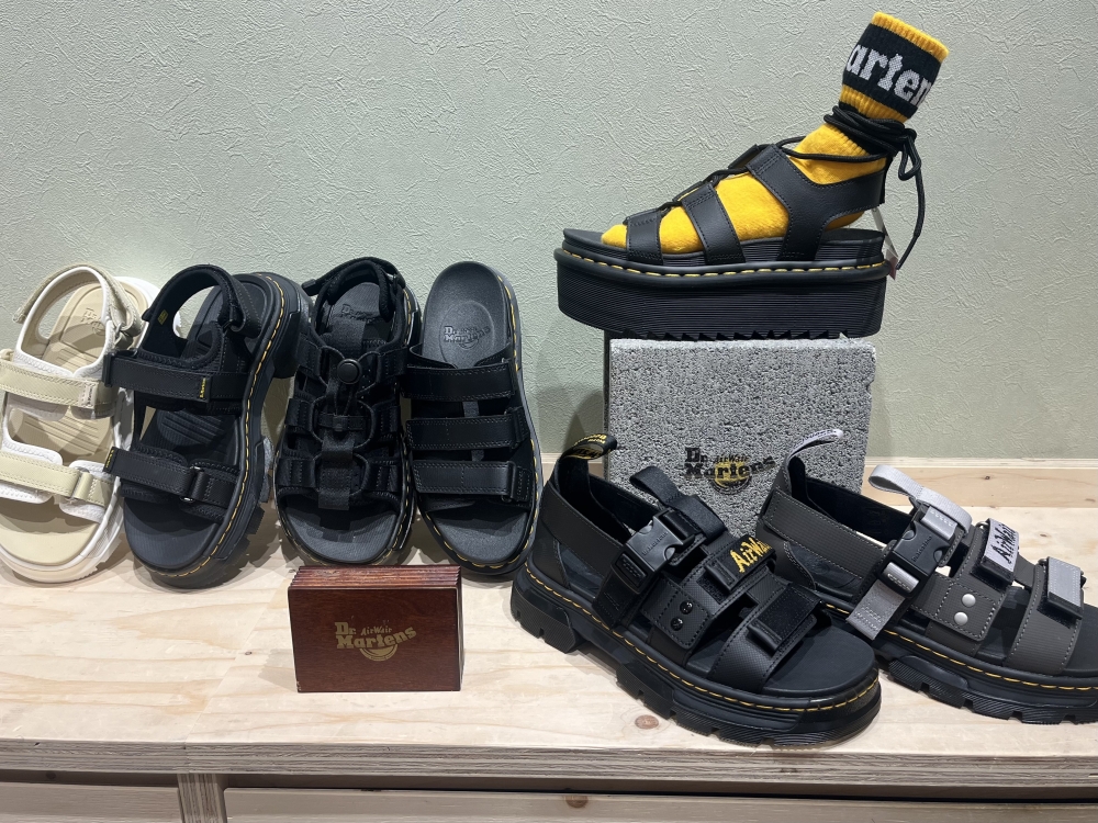夏だ！海だ！Dr.Martensだ！