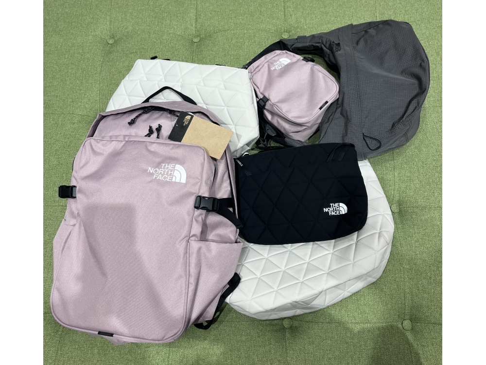 ⭐︎新作BAG入荷しました☆