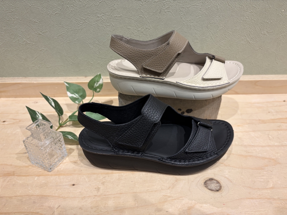 大人気サンダル入荷しました！！！